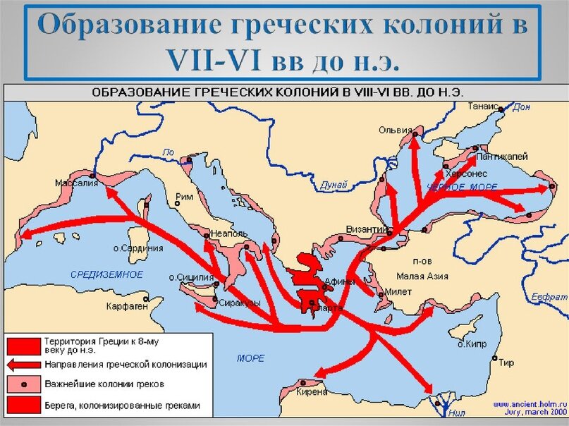 В гостиной графа и зеркала и картины и вазы были настоящими