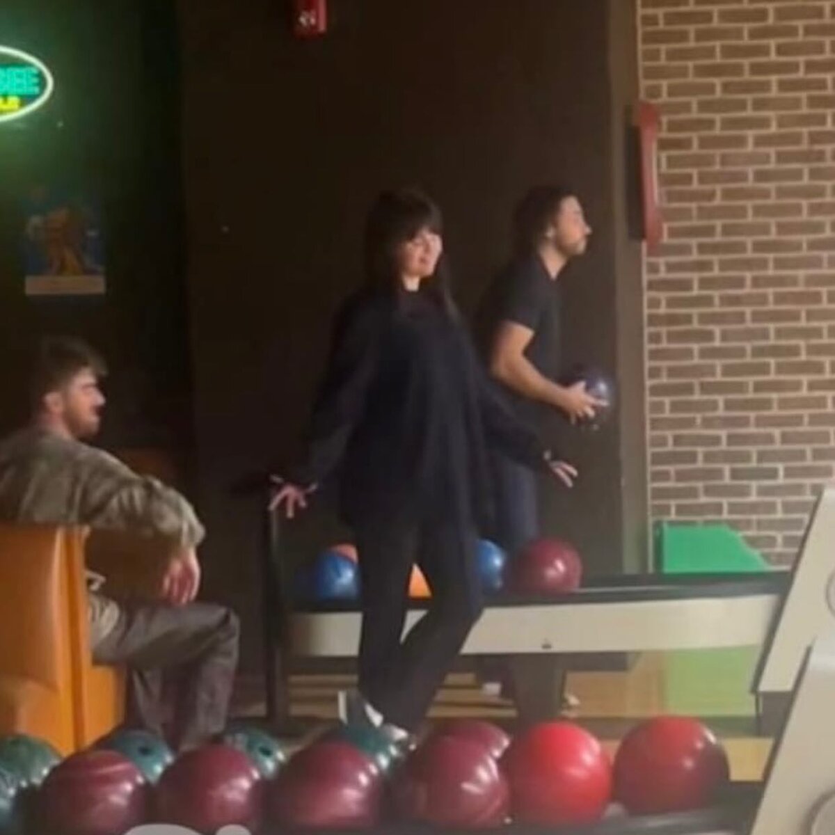    Селена Гомес на свидании с Эндрю ТаггартомСоцсети