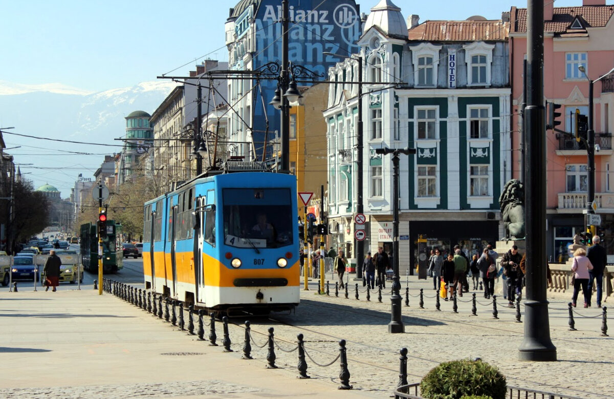 Трамвай на Львовом мосту, март 2019 г. Фото из личного архива автора