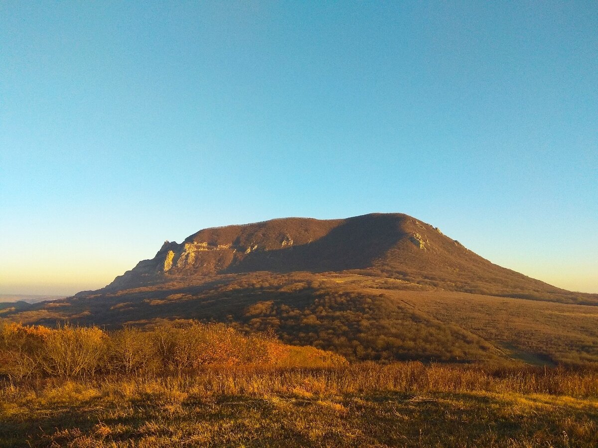 Гора змейка фото