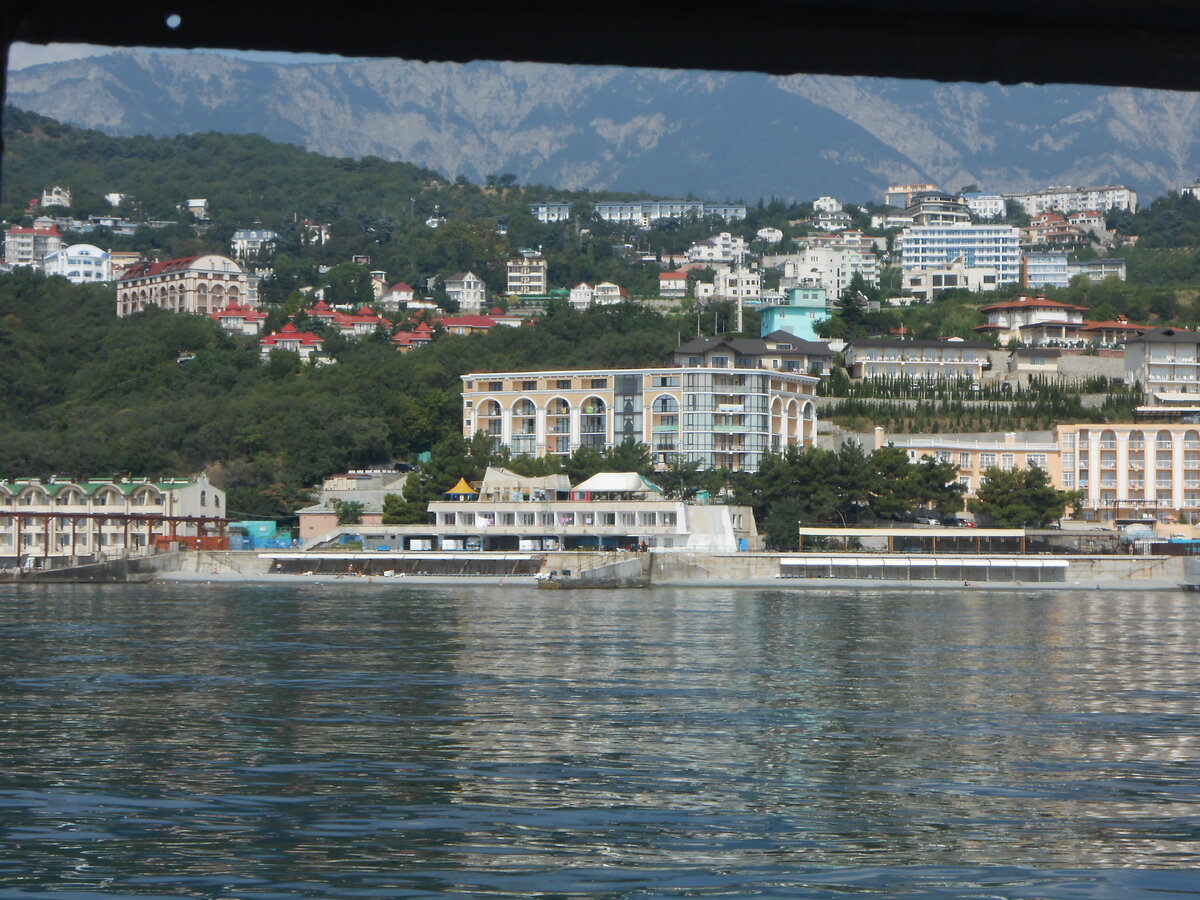 Ялта. Вид с теплохода. Август 2016.