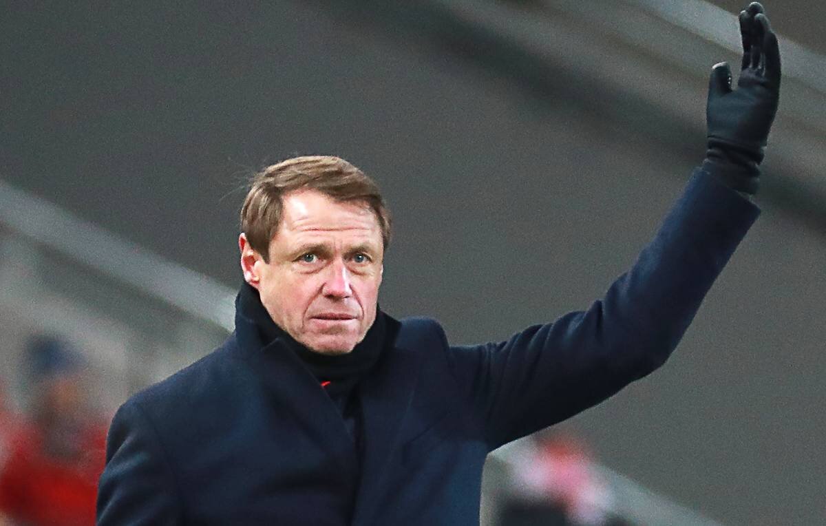 Олег Кононов