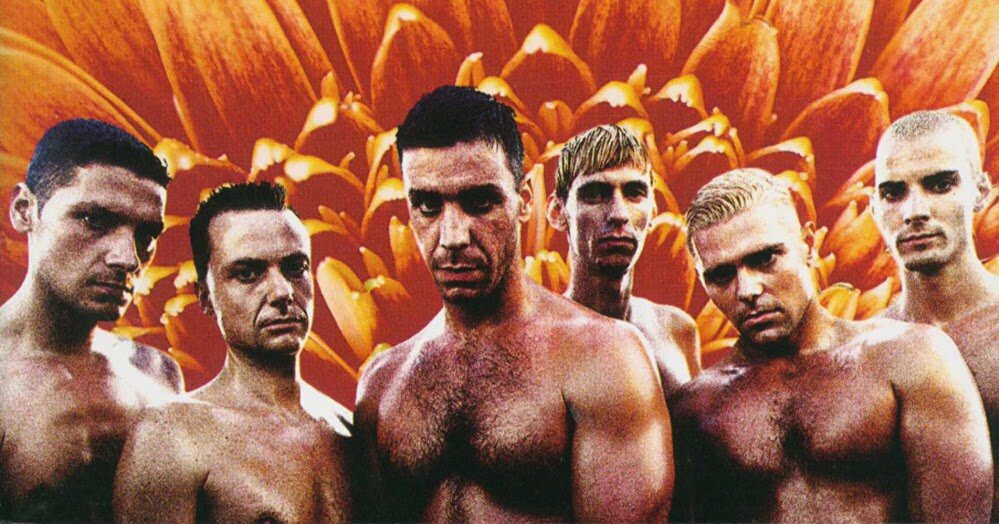 Обложка альбома  Rammstein "Herzeleid". Фото из открытых источников Интернета.
