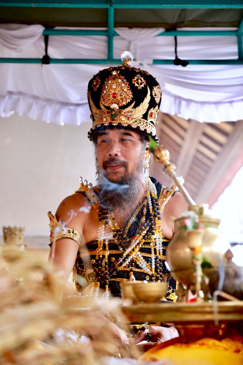 Балийский шаман 