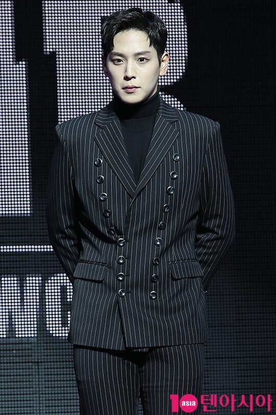 Химчан из B.A.P / База данных TENASIA
