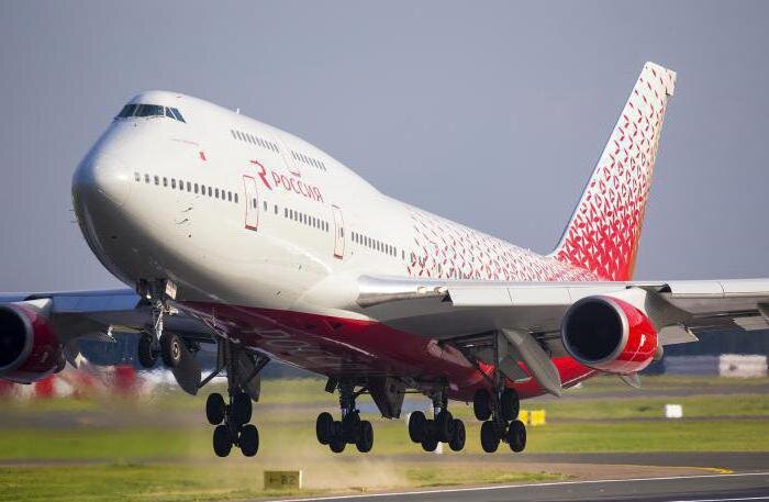 Боинг 747 авиакомпании Россия.