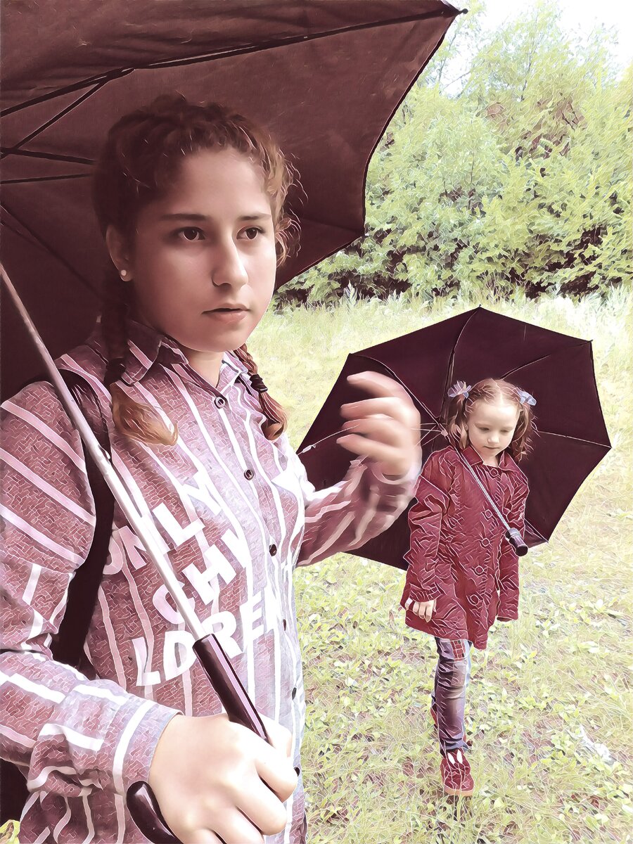 С зонтиками под дождем.