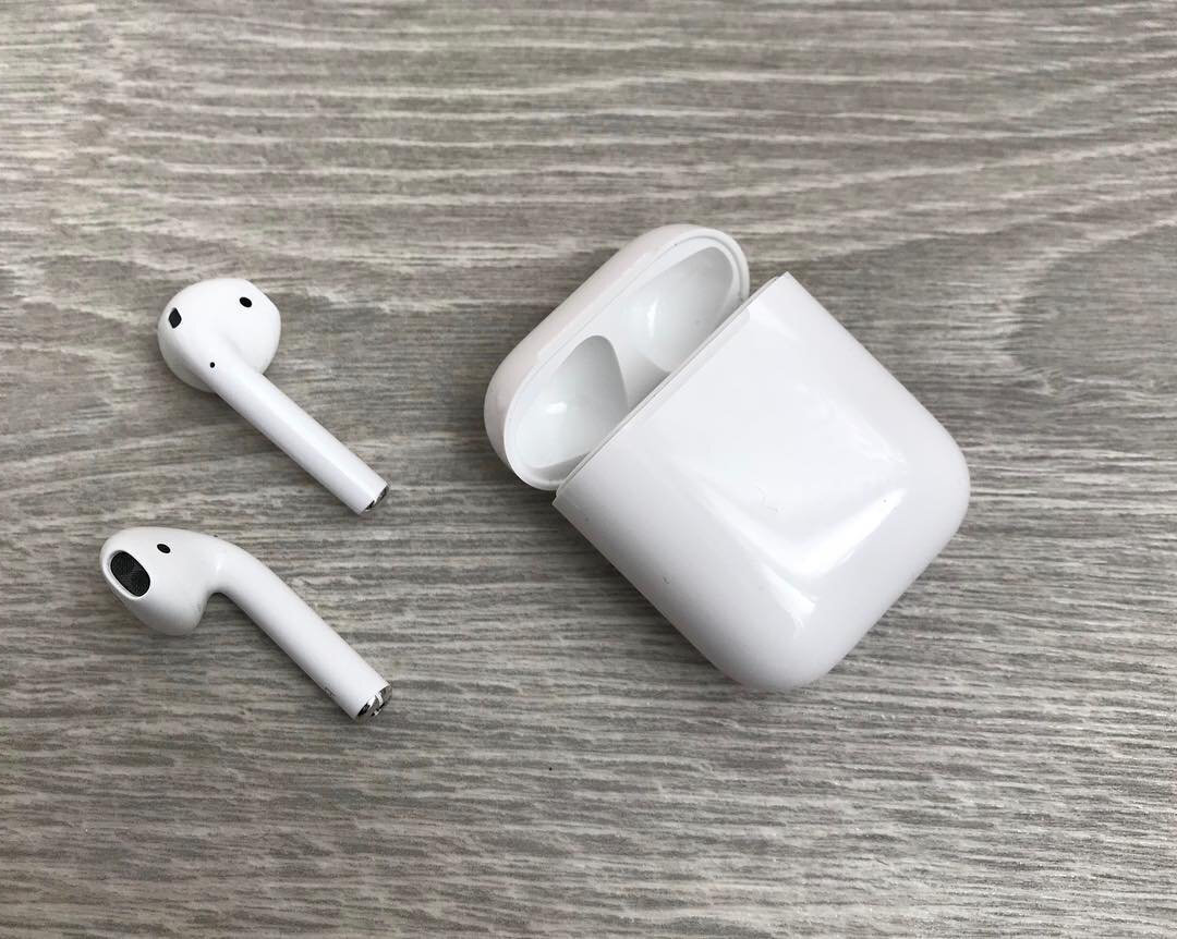 Бокс airpods