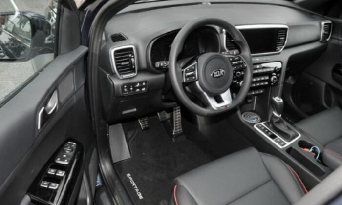 Kia Sportage 2019 на МКПП, фото: www.njcar.ru