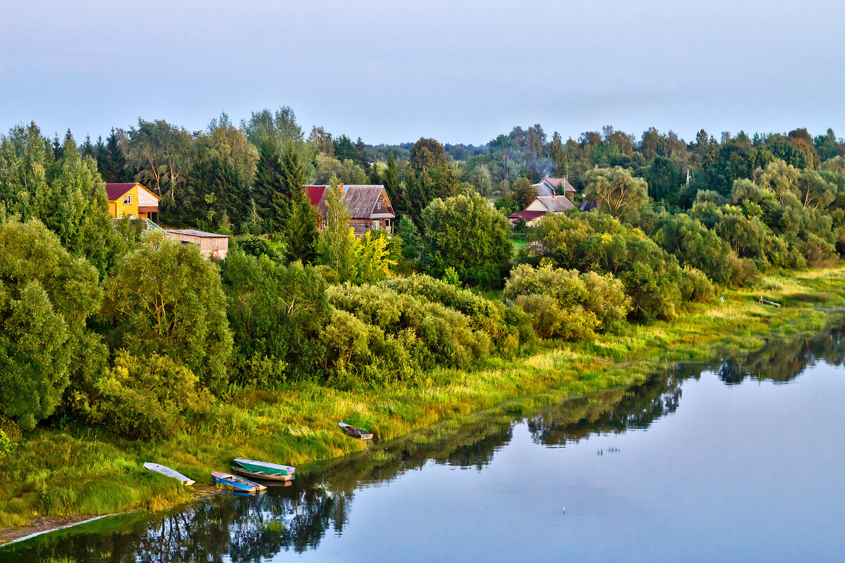 Город на реке волхов. Поселок волховский. Великий новгород пос. Самушкино волховский район. Загородный клуб «чернавино» в старой ладоге.