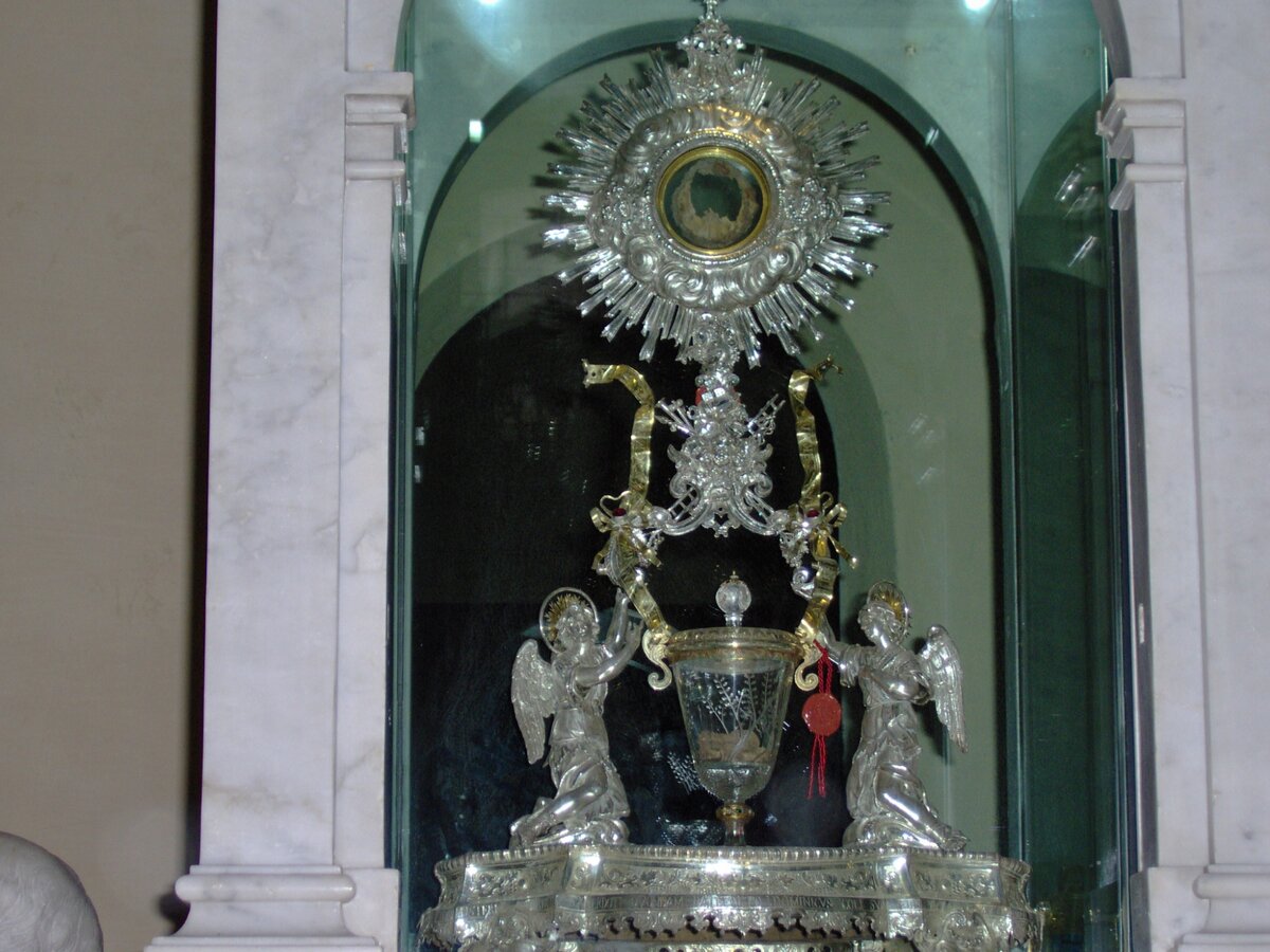 Церковь Евхаристического Чуда в Ланчано, Италия.