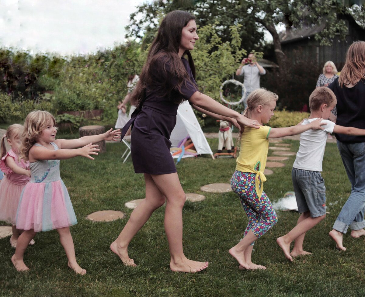 Гостей-малышей в нашем доме тоже всегда предостаточно :)