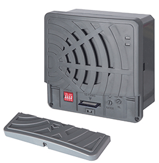 QMPS – компактный щитовой панельный мегафон