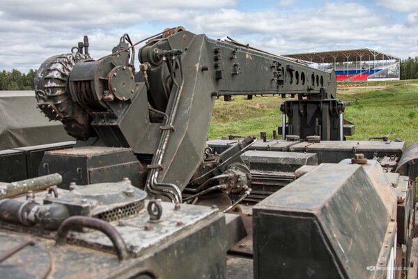 Встретил в лесу инженерный танк БАТ-2 и узнал про него много нового ?⚙️?