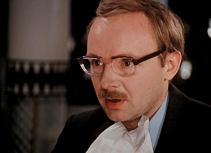 Кадр из фильма «Служебный роман»