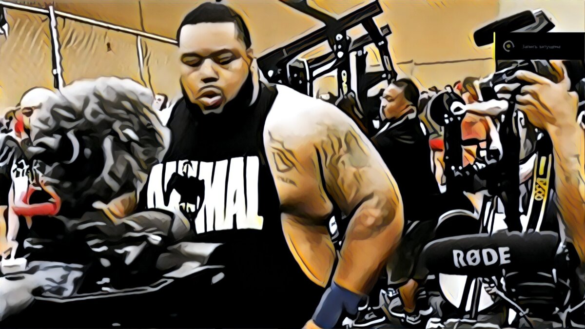 Джулиус Мэддокс, жим без экипировки 335,5 кг (я бы не хотел такие грудные)