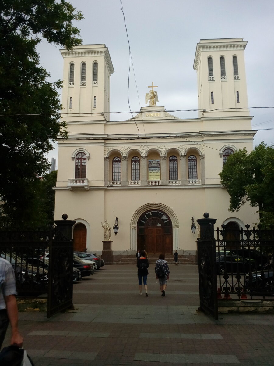 Лютеранский собор Св.Петра и Павла, фото с прогулки