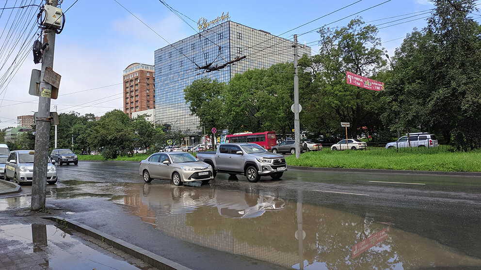Улица Русская, г. Владивосток. 
