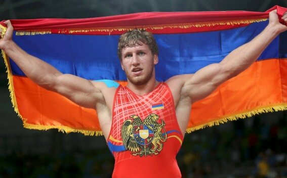 Армянский "белый медведь" - Артур Алексанян