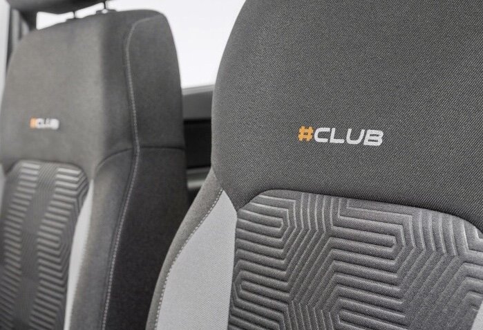 Нашивка на сиденьях