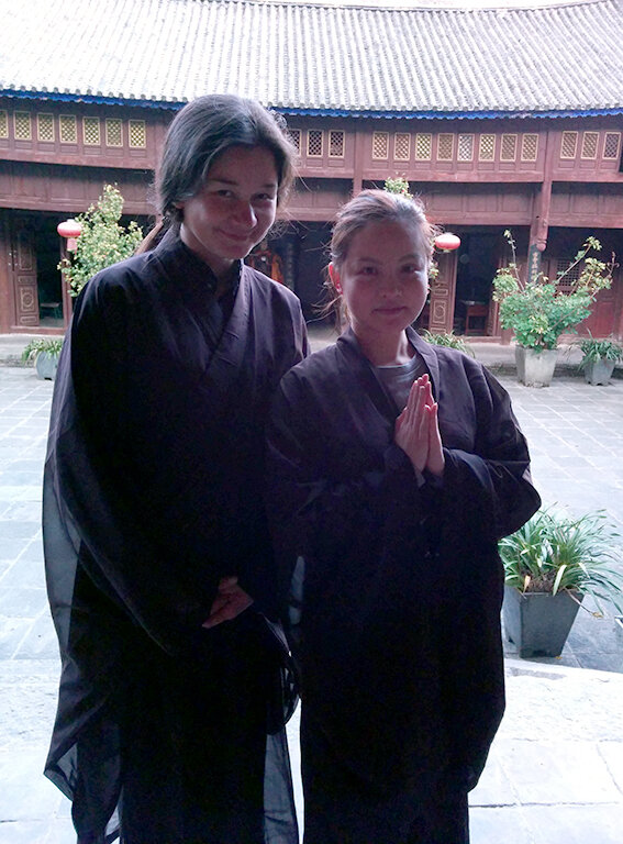 другие послушницы, не те о ком текст