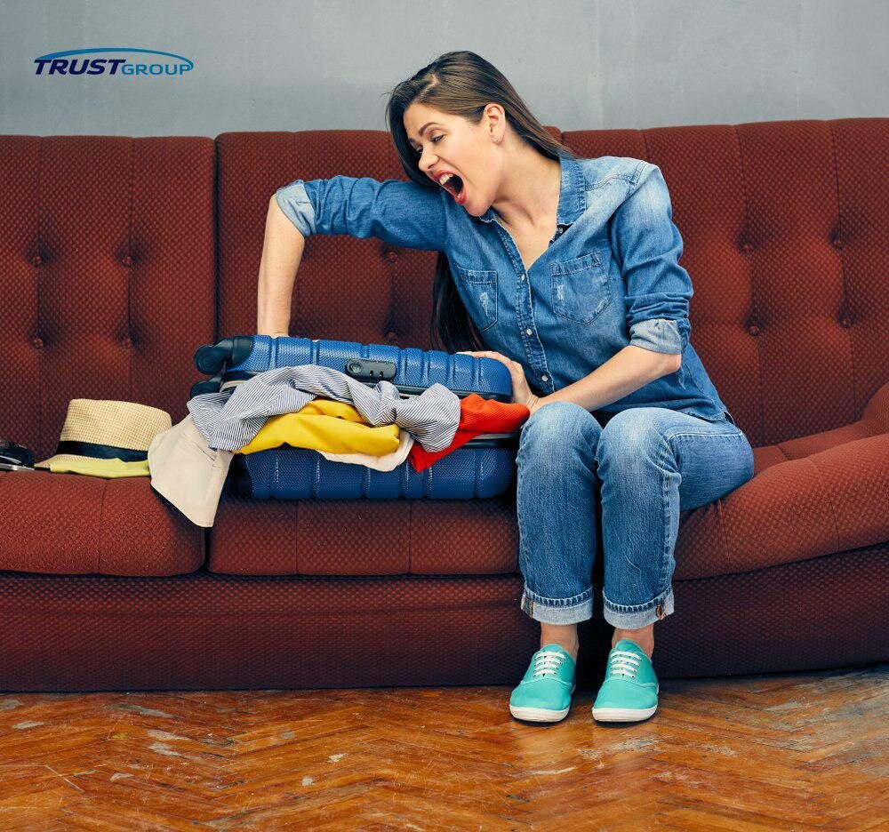 Как упаковывают чемоданы русские туристы. Источник фото: shutterstock.com