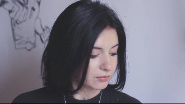 Хотя стоит ли рассуждать на эту тему столь претенциозно? Все травмы идут из детства, из семьи...их нужно прорабатывать и не прятать голову в песок.  И пусть будет тяжело...игра стоит свеч!