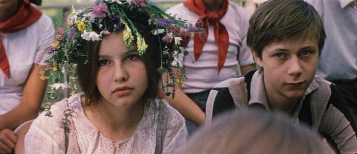 Кадр из фильма "Сто дней после детства". 1975 год