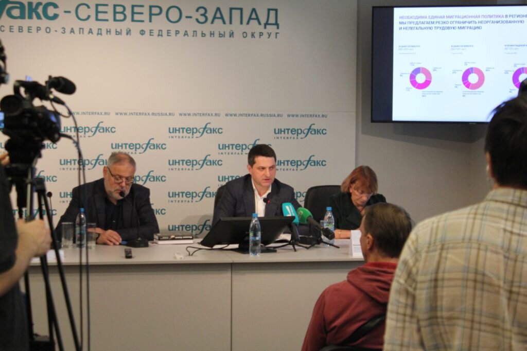 На пресс-конференции в «ИНТЕРФАКСЕ» «Родина» объявила о создании Общественного комитета по объединению Санкт-Петербурга и Ленинградской области