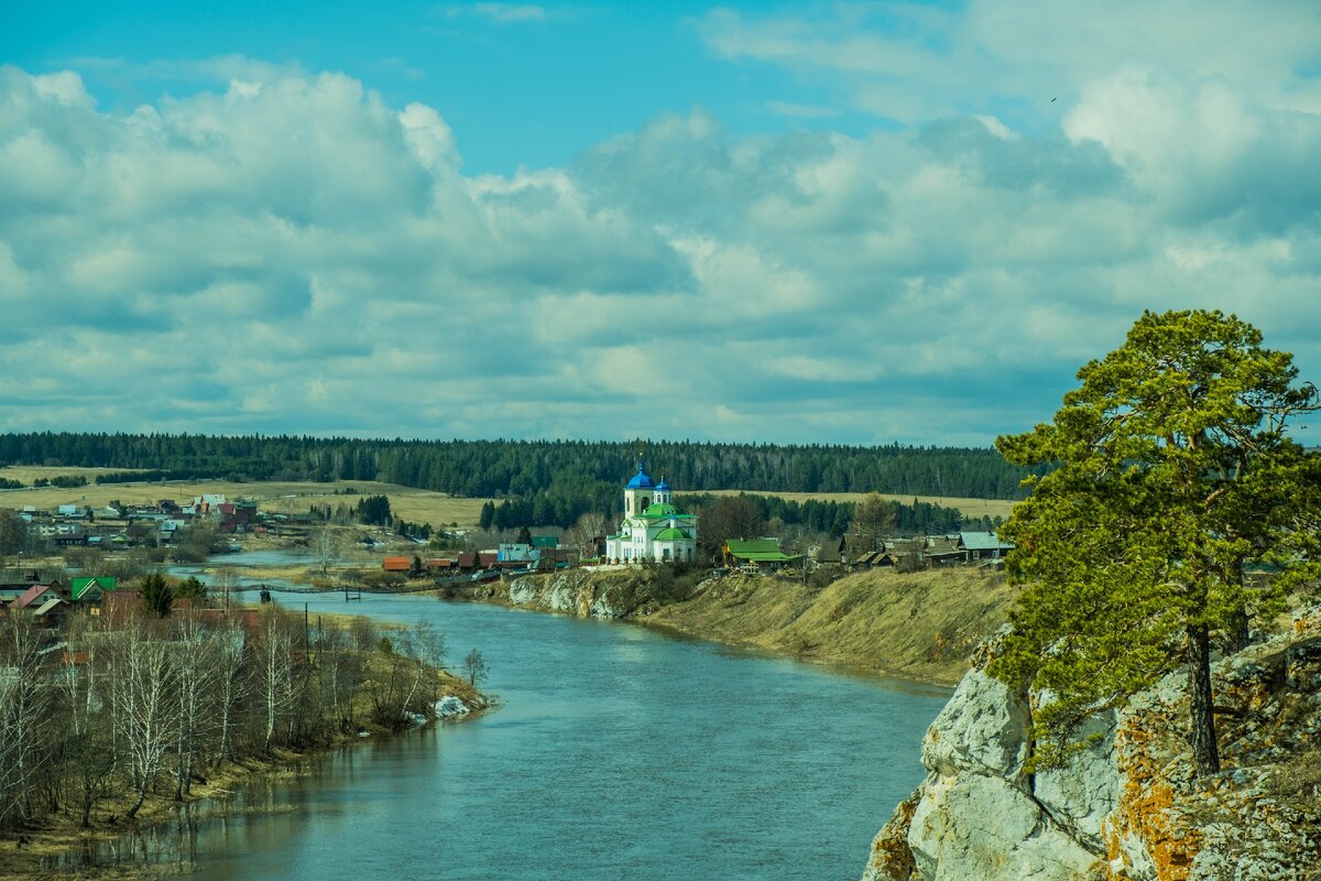 Церковь на реке Чусовая