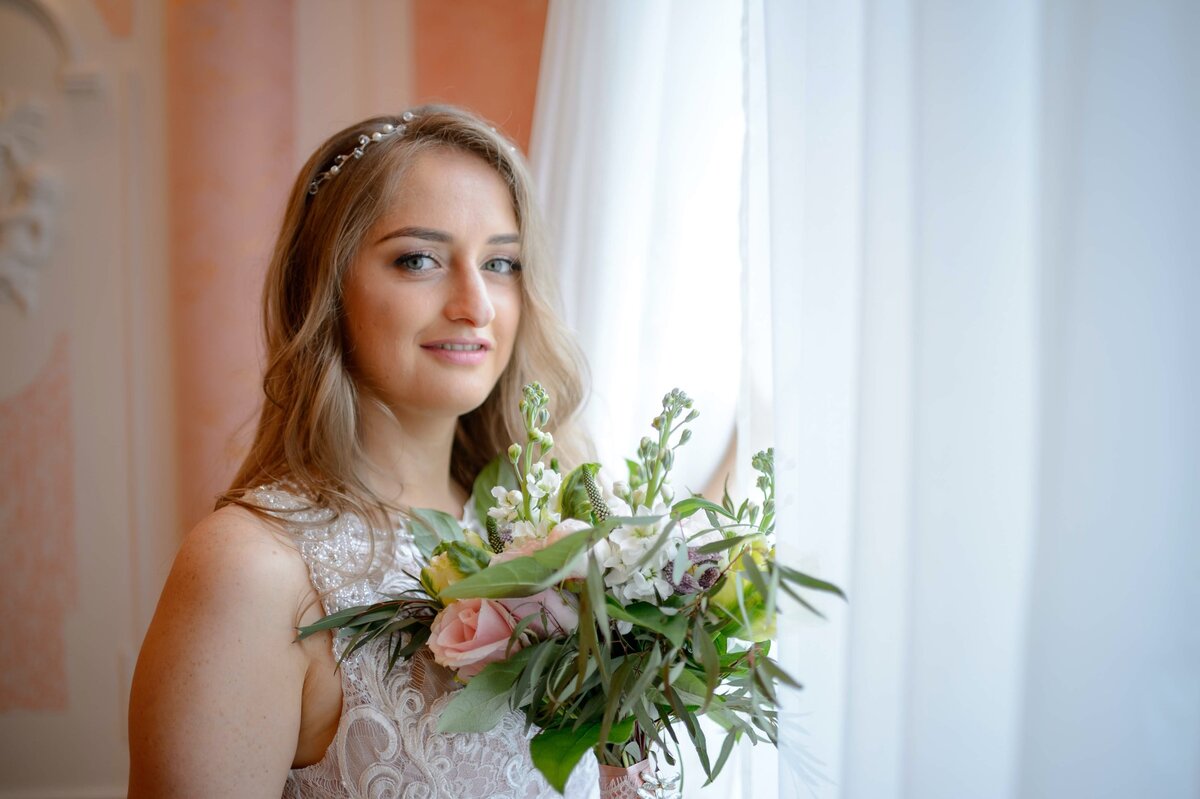 Из личных архивов ведущей: прекрасная невеста Полина