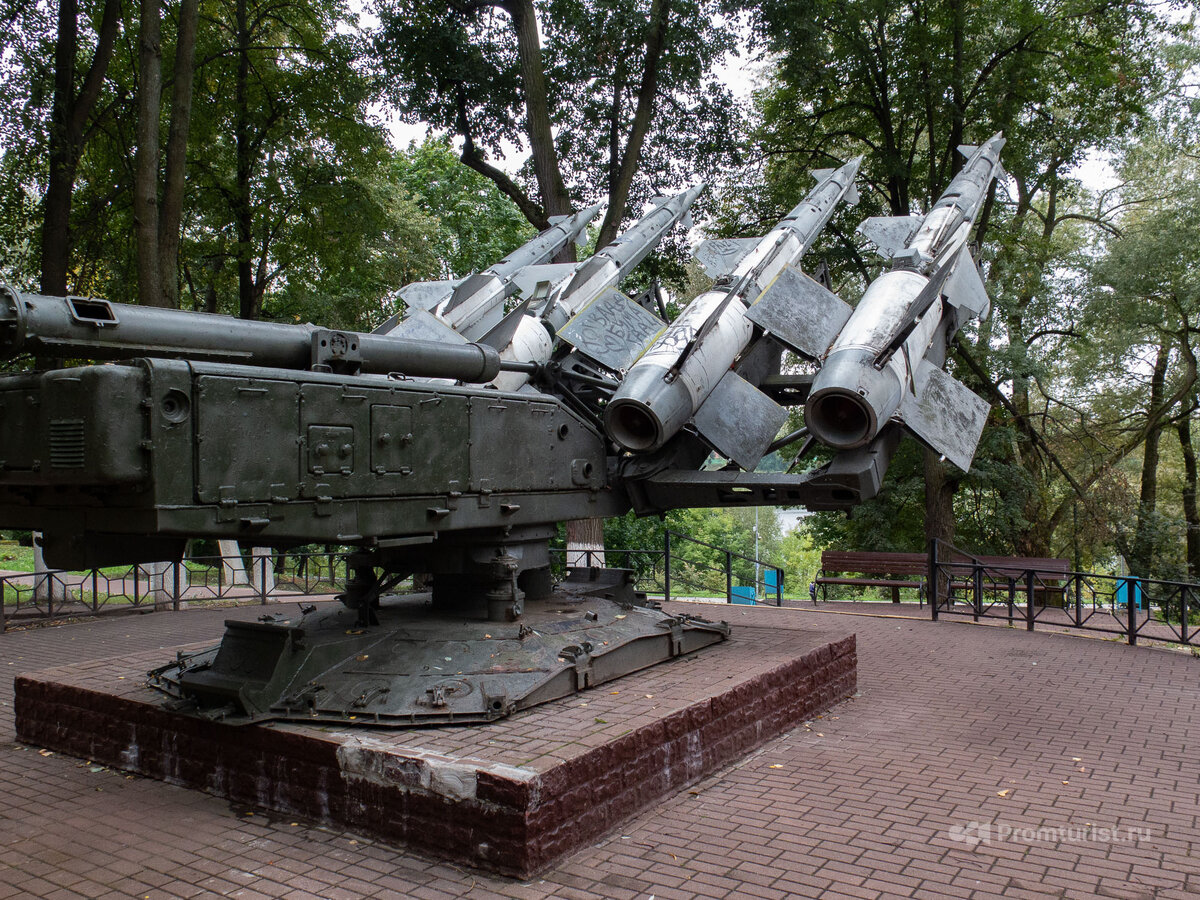 Американцы были в шоке, когда узнали чем (С-125) сбили самолёт-невидимку  Ф-117 🚀💥😱 | Промышленный турист | Дзен