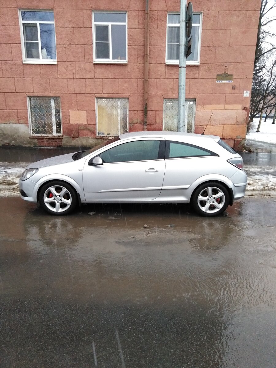 Opel Astra H GTC - гадкий утёнок? | Koletzki | Дзен