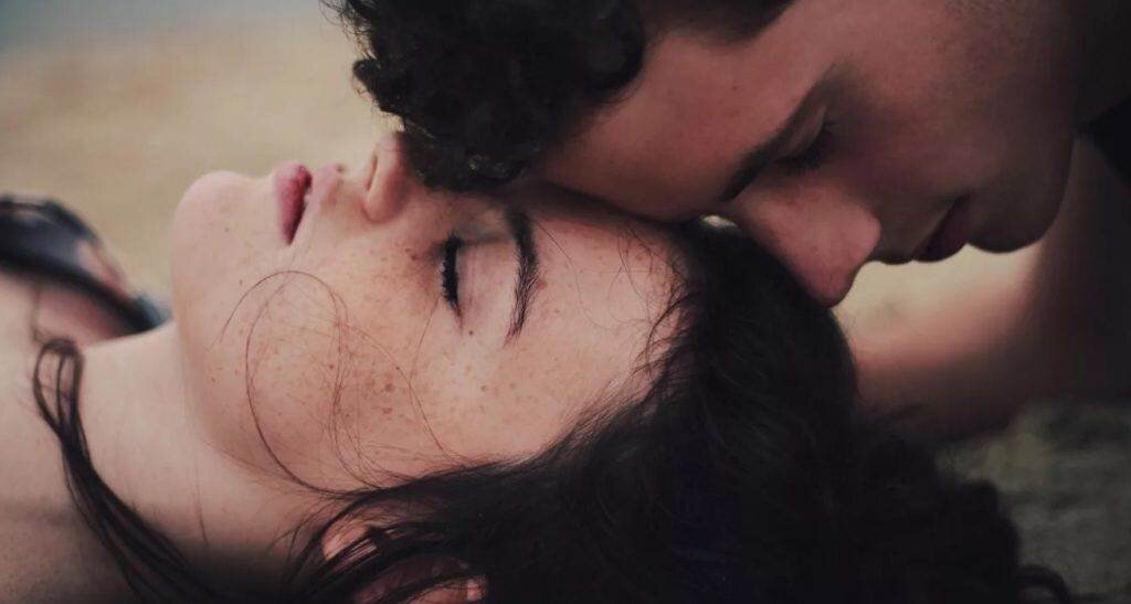 Если два человека сильно любят и уважают друг друга, то минусы не так и значимы. Рак – это чрезмерно эмоциональный знак зодиака, который часто подвергается необоснованным тревогам и обидам. Союз может быть разрушен, потому что у одного из партнеров преобладал страх расставания. Во время ссор и недомолвок все обиды накапливаются, что и приводит к вспышке и окончанию отношений. Необходимо паре проговаривать все проблемы и решать их вместе.