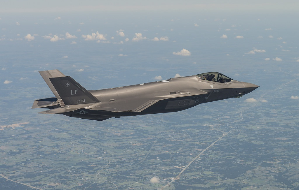 f35.com