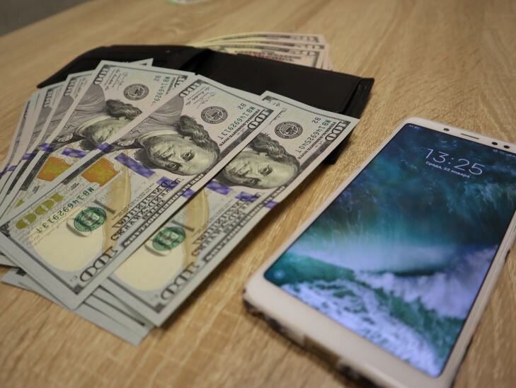 нельзя класть ключи на стол