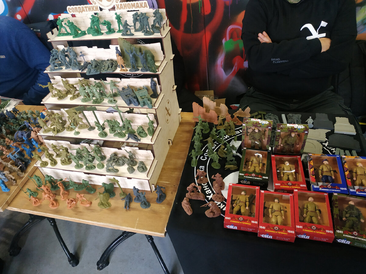 Фотографии с предыдущей песочницы, 19 декабря. Фото взяты из группы https://vk.com/pesomoscow