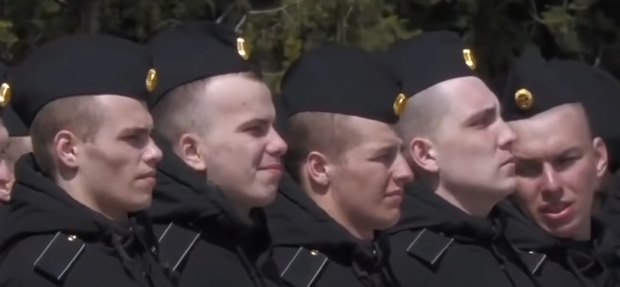 Настроение у ребят совсем не траурное