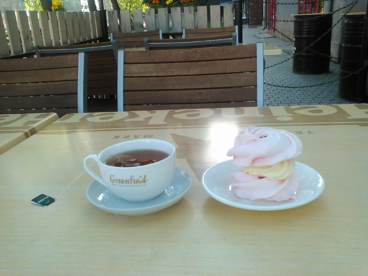 Вот он, мой знаменитый заказ на 50 рублей... сфотографирован в свое время специально  для гламурных московских знакомых