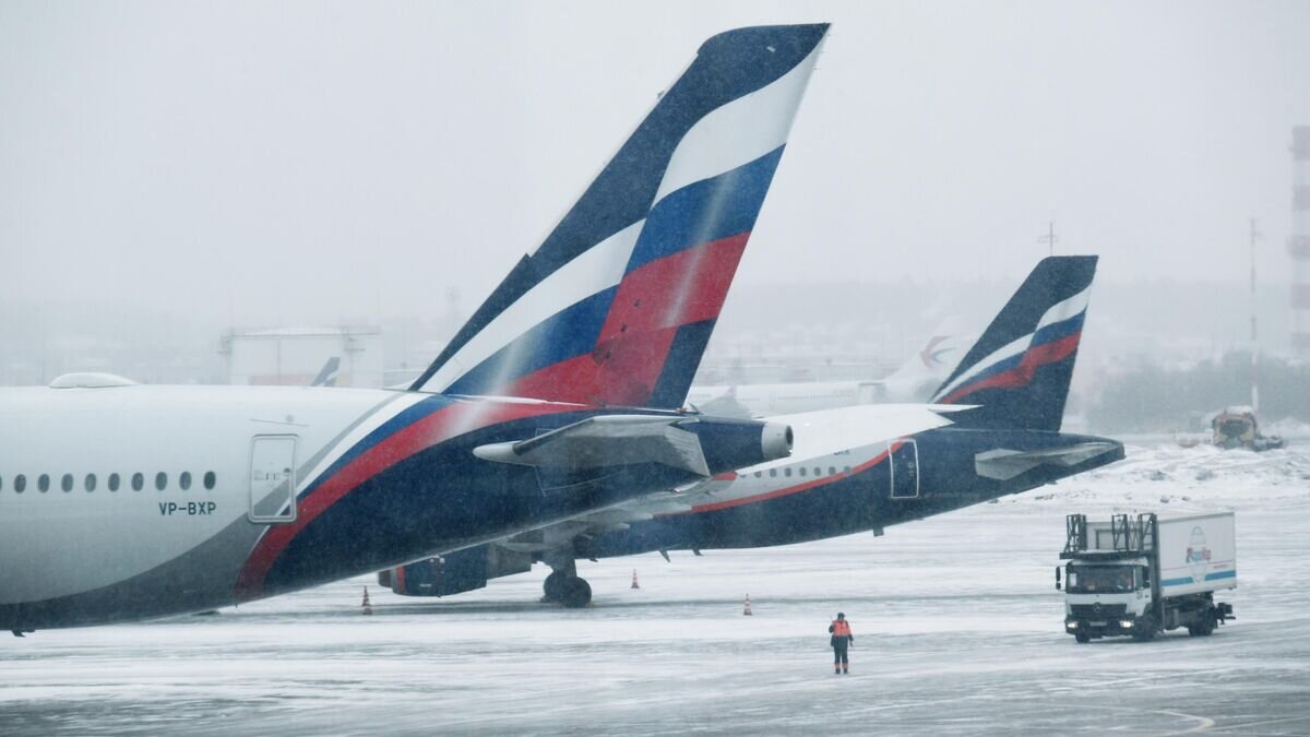    Самолеты Airbus A350 авиакомпании "Аэрофлот" в Международном аэропорту Шереметьево имени А.С. Пушкина© РИА Новости / Кирилл Каллиников