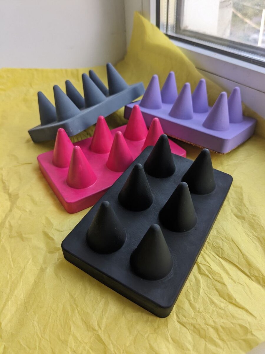 без покрытия лаком изделие выглядит очень красиво