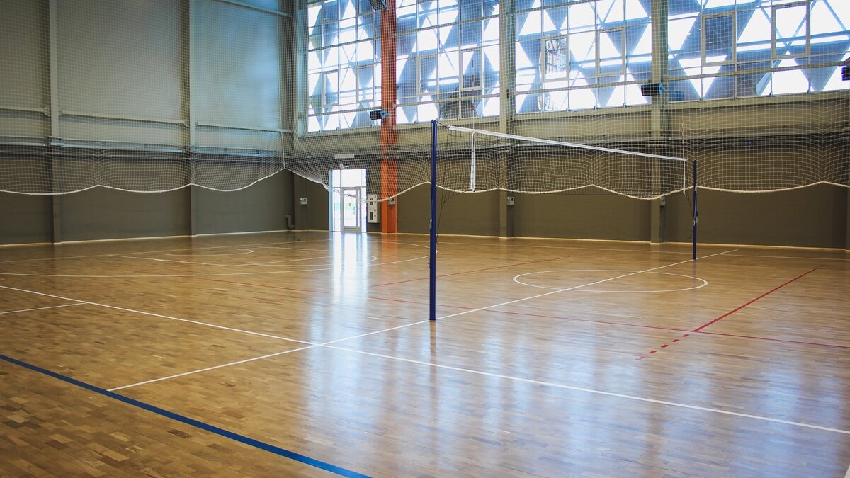     Работы по возведению крытого футбольного манежа на Бору подорожали до 798,7 млн рублей. Эта информация опубликована на портале госзакупок.