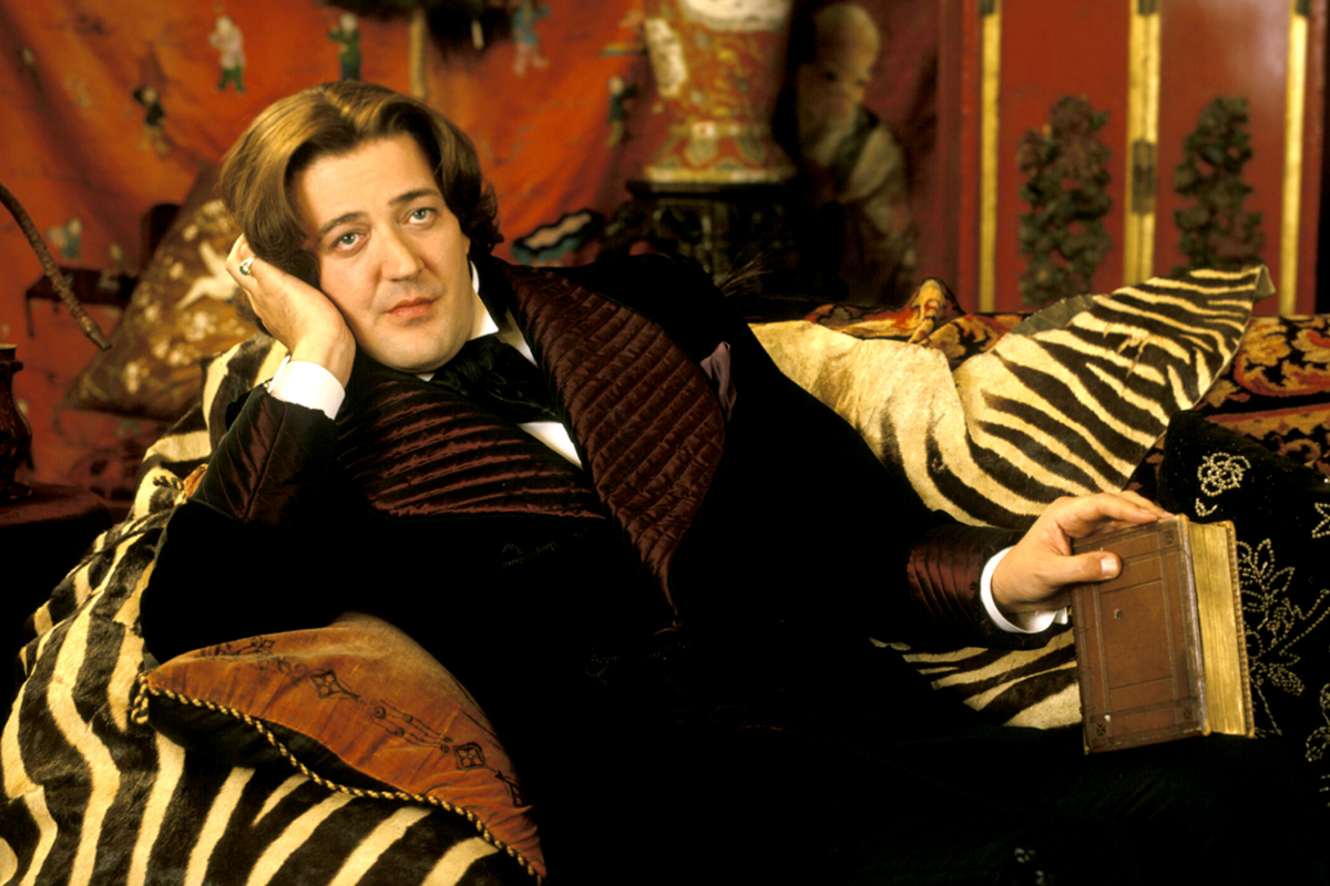 Стивен Фрай в роли О. Уайльда