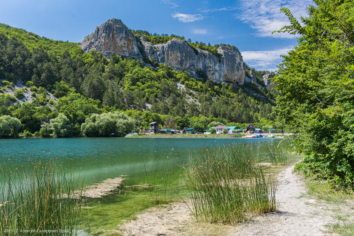 Озеро мангуп кале в крыму фото