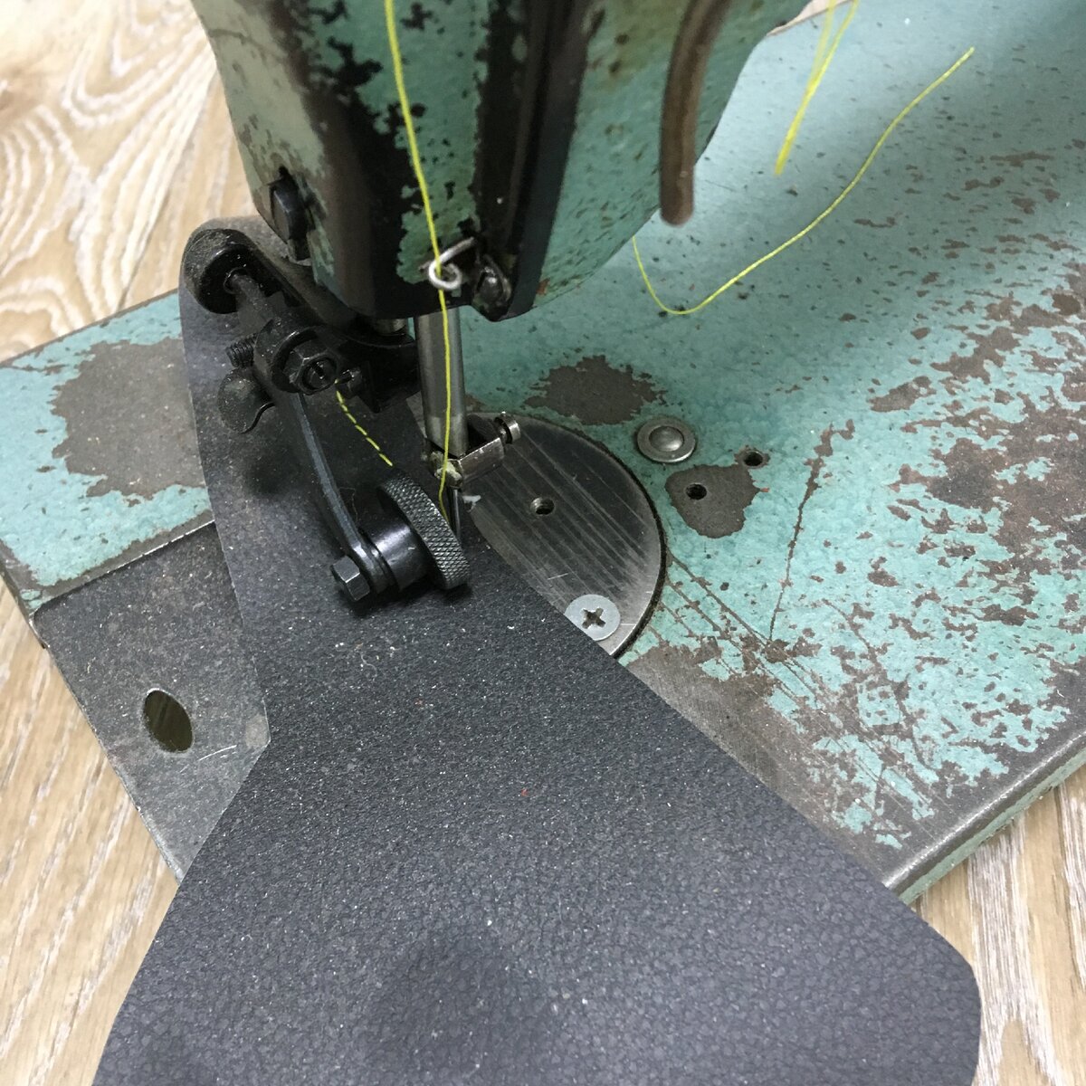 Позже установил на неё лапку-ролик