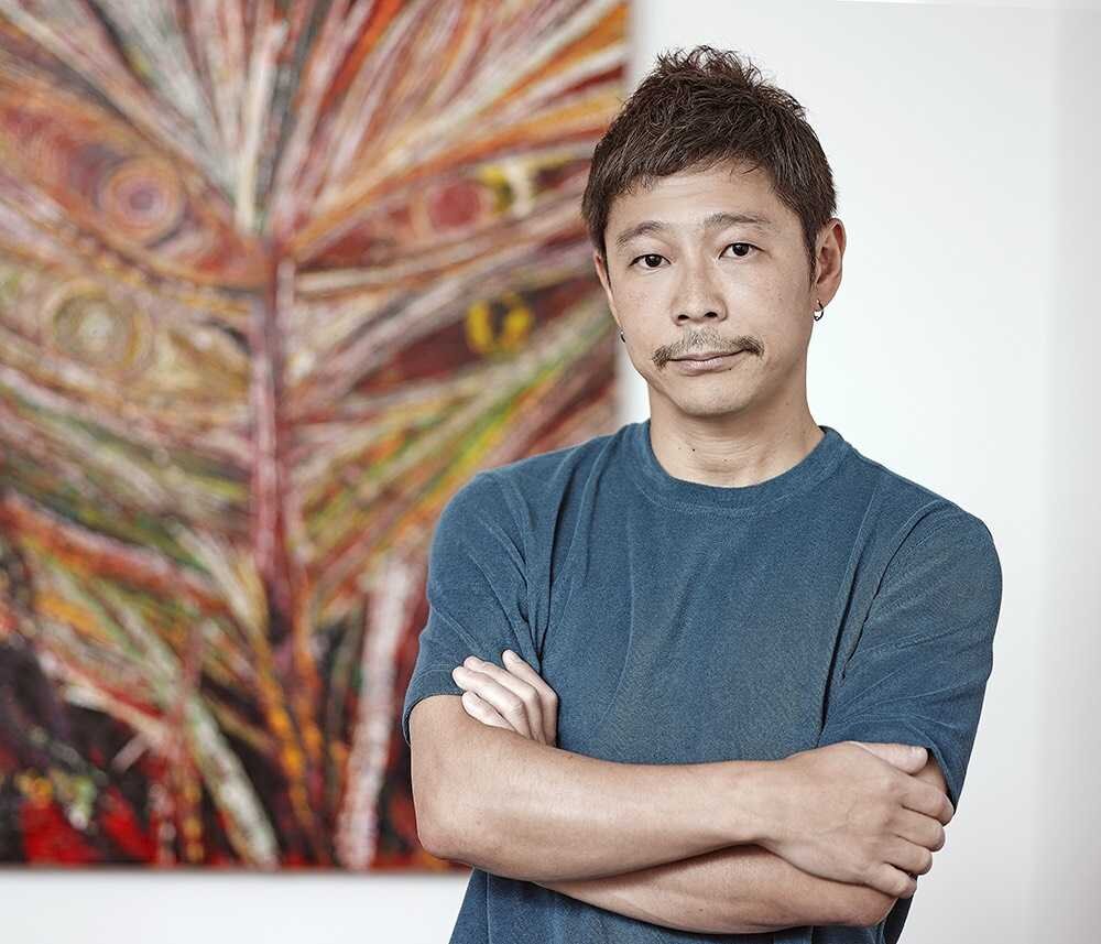 Фото из сайта Юсаки Маэдзава :mz.abema.tv/en.html