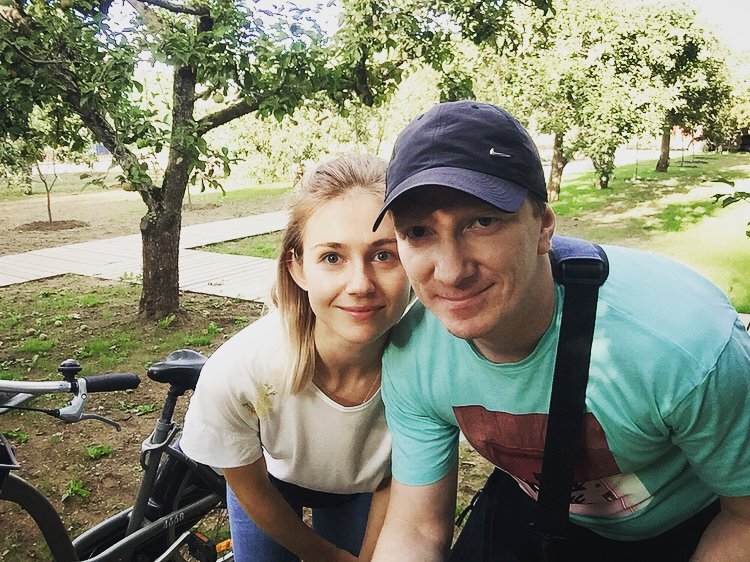 катя плетнёва братья гримм. братья гримм жена. гримм братья и леся. доротея вильд. константин бурдаев жена.