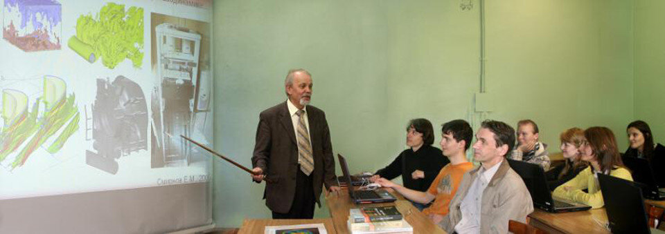 Профессор Е. М. Смирнов, СПбГТУ