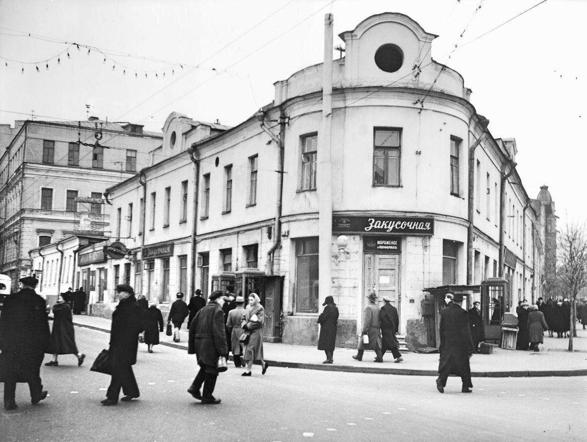 Площадь Разгуляй в Москве