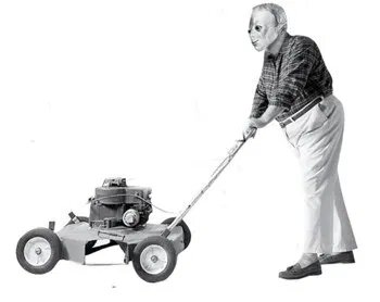 Они делают круги, когда косят газон